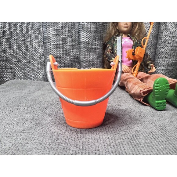 Bass Pro Shops Kelly Doll Fishing Bucket Pole Camping Treehouse Kids Toy Lot - Picture 13 of 16